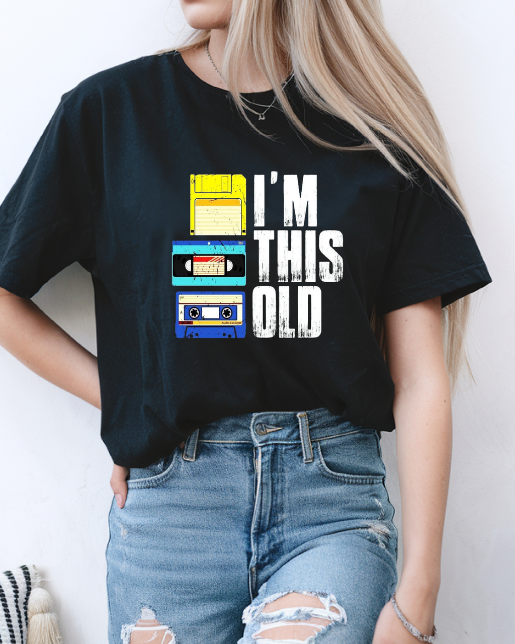 I'M THIS OLD Unisex Oversized Standard T-Shirt