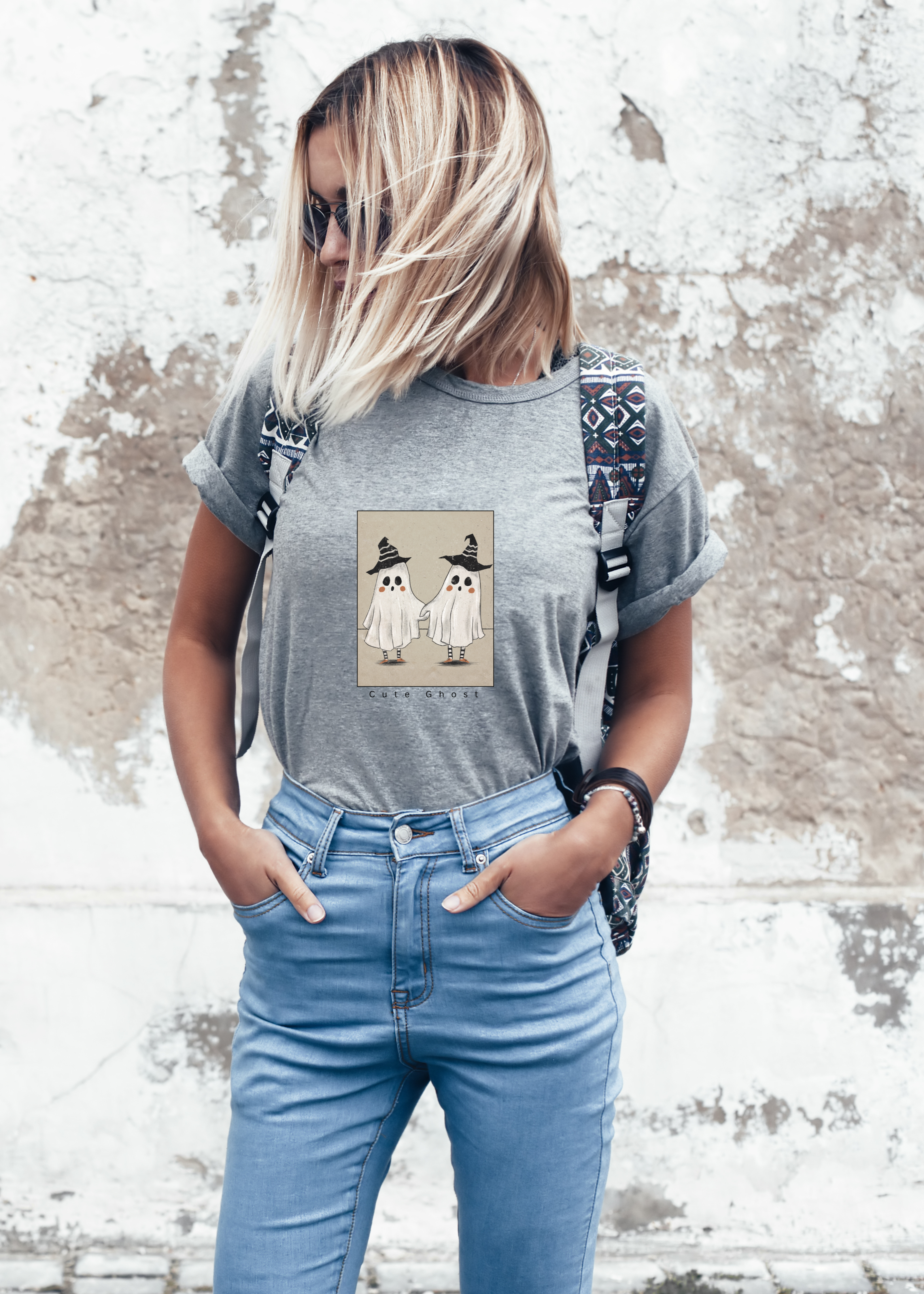CUTE GHOST WOMEN CLASSIC T-SHIRT